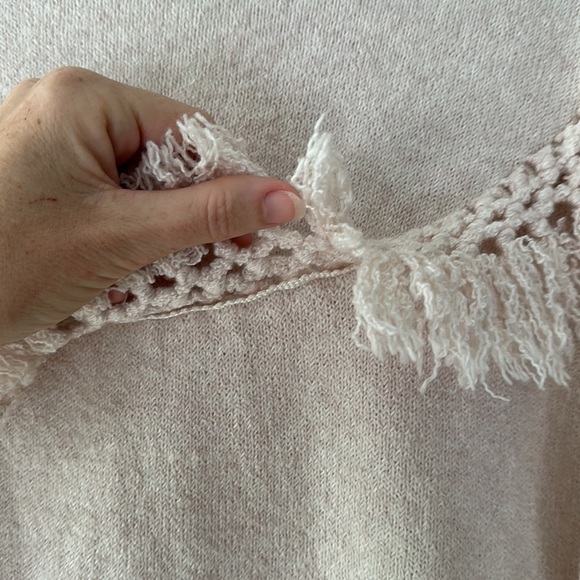 Sanctuary Fringe Cream Cozy Sweater XS - Picture 6 of 12